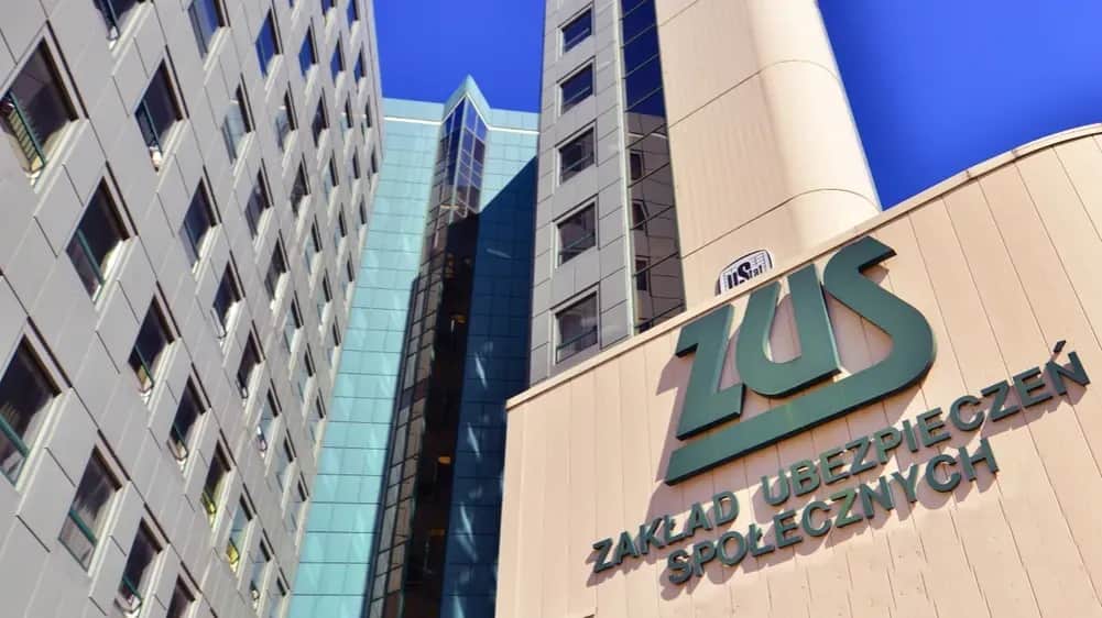 Gdzie złożyć wniosek o zasiłek macierzyński po ustaniu zatrudnienia? Sprawdź, jak to zrobić!