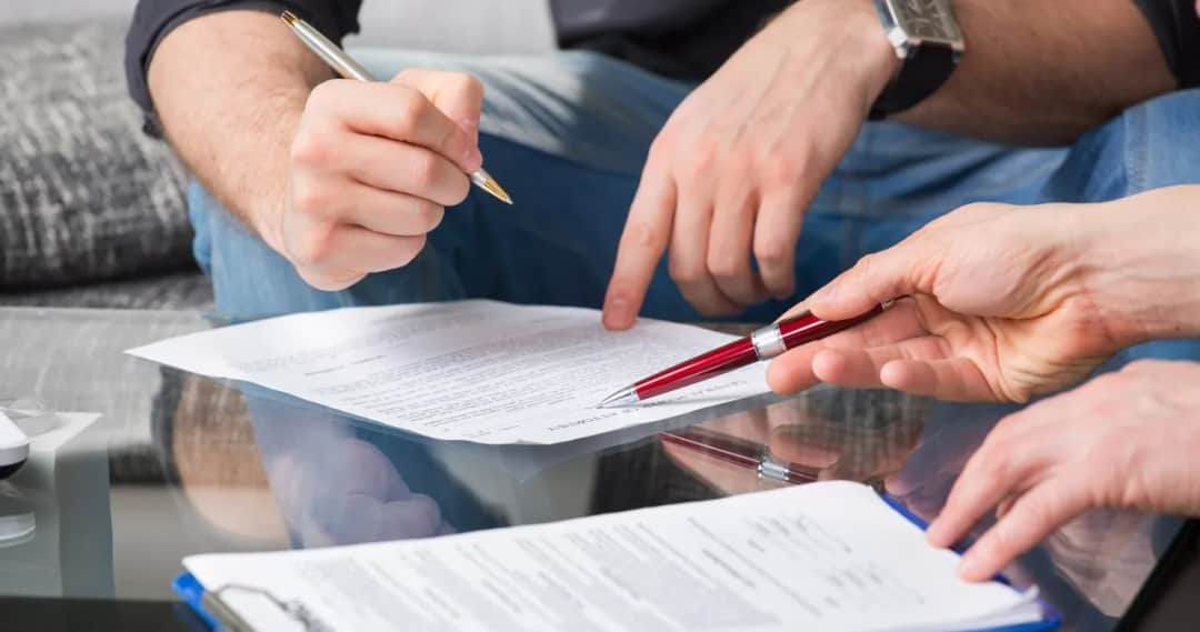 Umowa zlecenie czy można się zwolnić? Poznaj swoje prawa i obowiązki