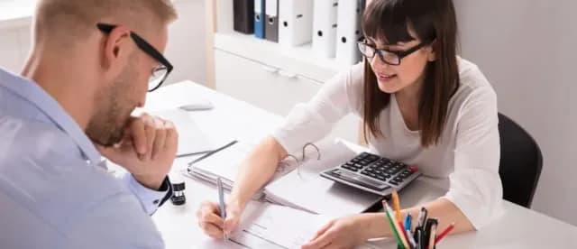 Czy staż to zatrudnienie? Poznaj ważne różnice i prawa stażysty