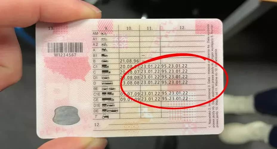 Świadectwo kwalifikacji zawodowej - co to jest i dlaczego jest ważne?