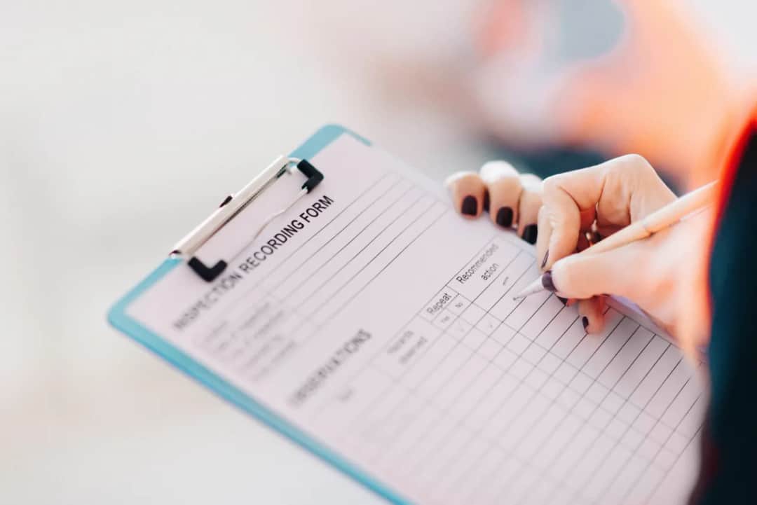 Jak wypełnić listę obecności na stażu, aby uniknąć błędów?